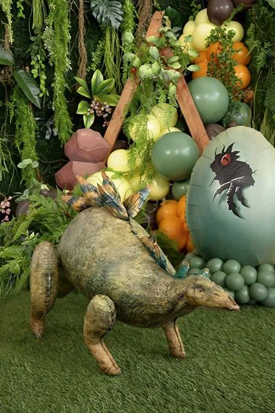 Party s dinosaury