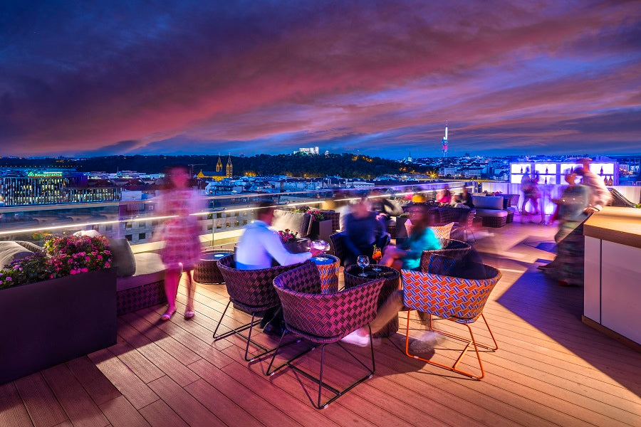 Cloud 9 Sky Bar