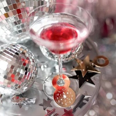 Rozlišovače na skleničky papírové Happy New Year 6 ks