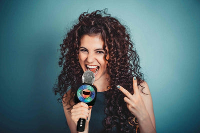 Lexibook bezdrátový karaoke mikrofon iParty s vestavěným reproduktorem a světelnými efekty